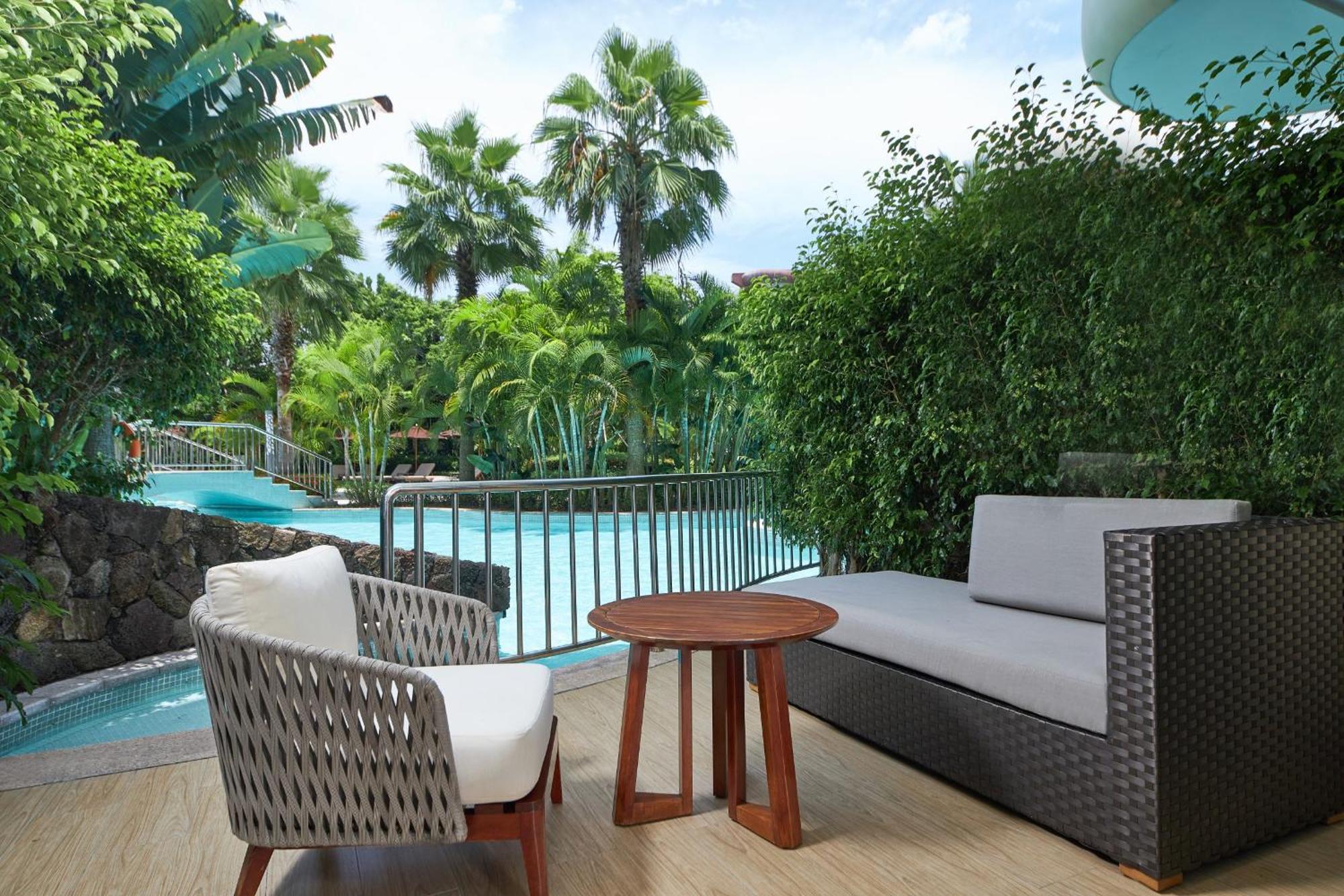 The Westin Shimei Bay Resort Wanning Exterior foto